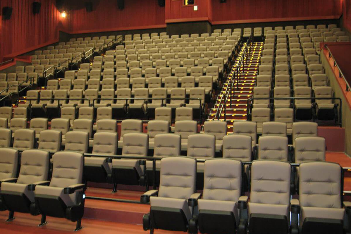 barnstorm-theater-seating_1200x800
